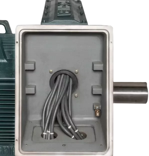 Toshiba TEFC motor oversized terminal box with internal wiring